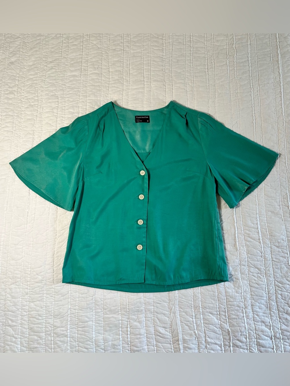 Frank & Oak Blue/Green Fluid V-Neck Flutter Sleeve Button Blouse XS